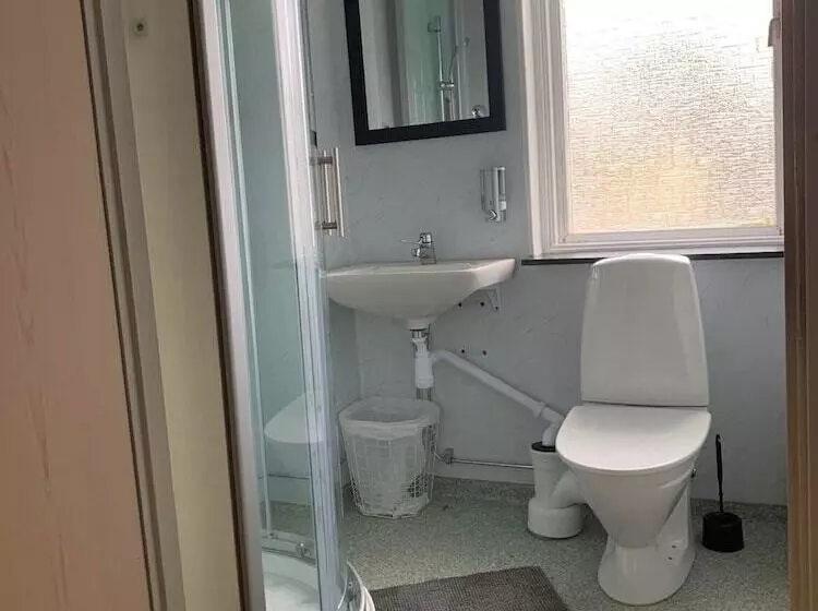 Brålanda Hotell Och Vandrarhem