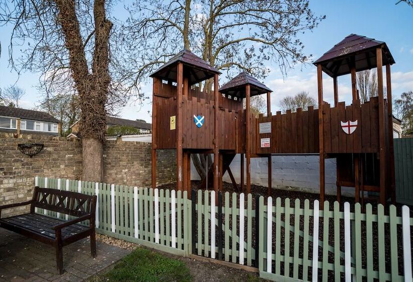 فندق Brewers Inn