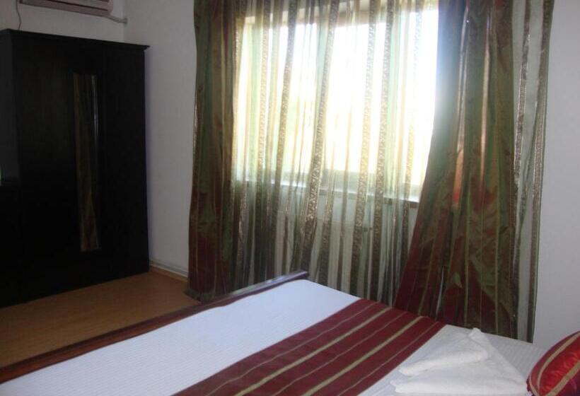 Pensiune Casa Lacul Sarat