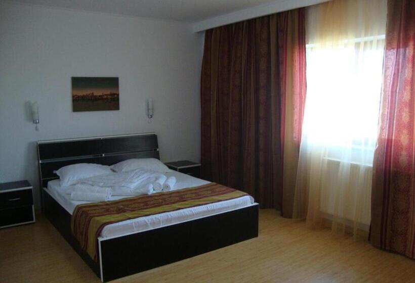 Pensiune Casa Lacul Sarat