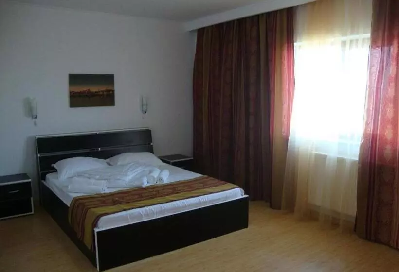 Pensiune Casa Lacul Sarat