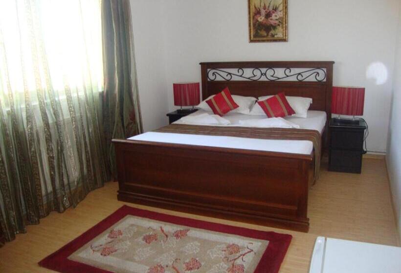 Pensiune Casa Lacul Sarat