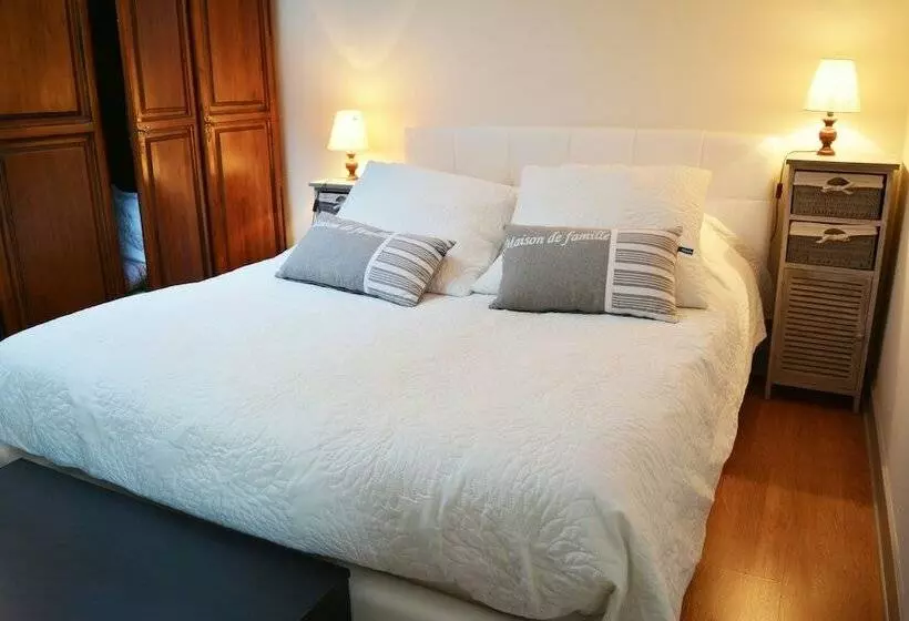 ベッドアンドブレックファースト Chez Moutier