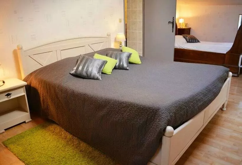 ベッドアンドブレックファースト Chez Moutier