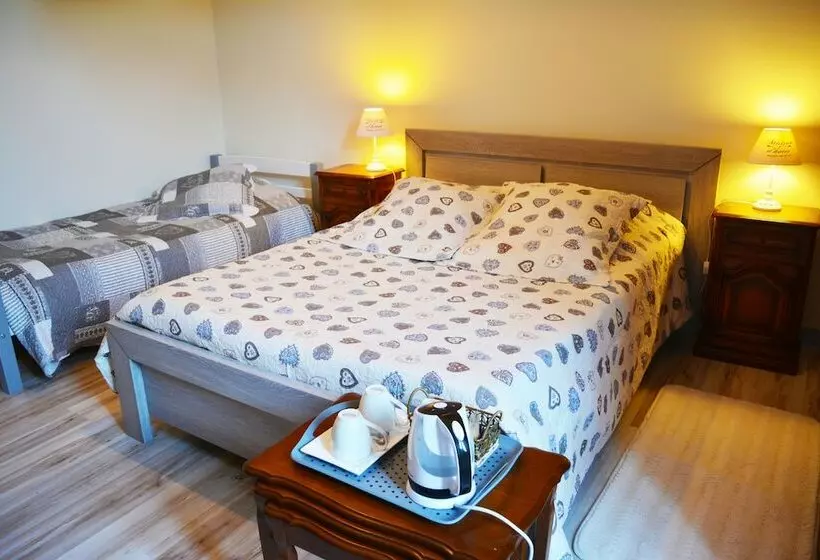 ベッドアンドブレックファースト Chez Moutier