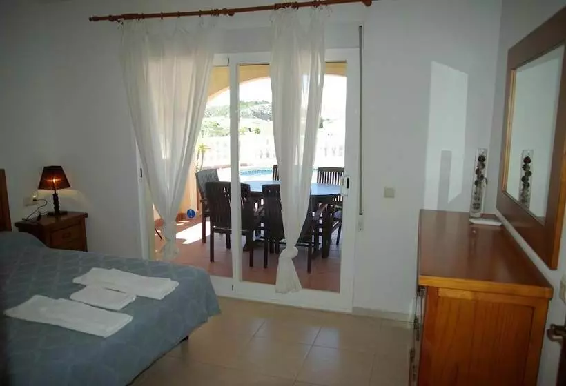 Villa Sally