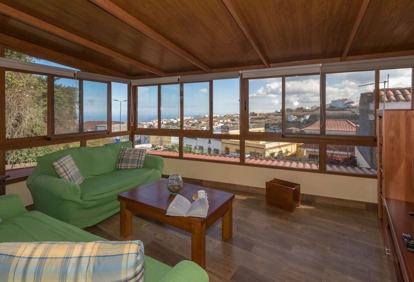 Casa Vacacional En El Centro De Moya