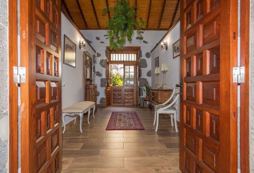 Casa Vacacional En El Centro De Moya