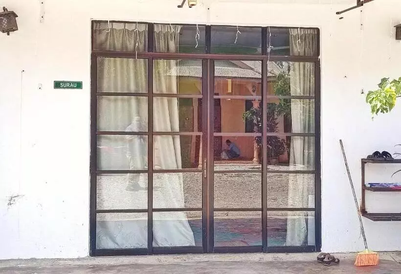 Hotelli Chalet Yunie Marang By Rvh