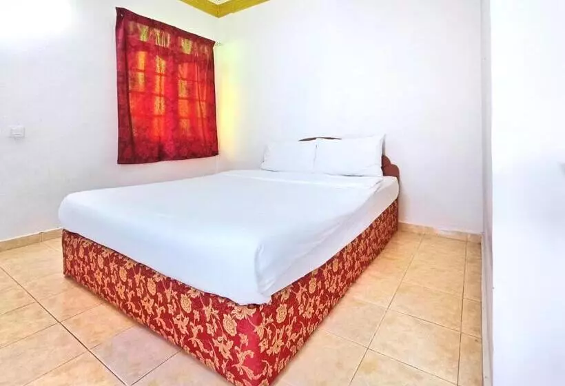 Hotelli Chalet Yunie Marang By Rvh