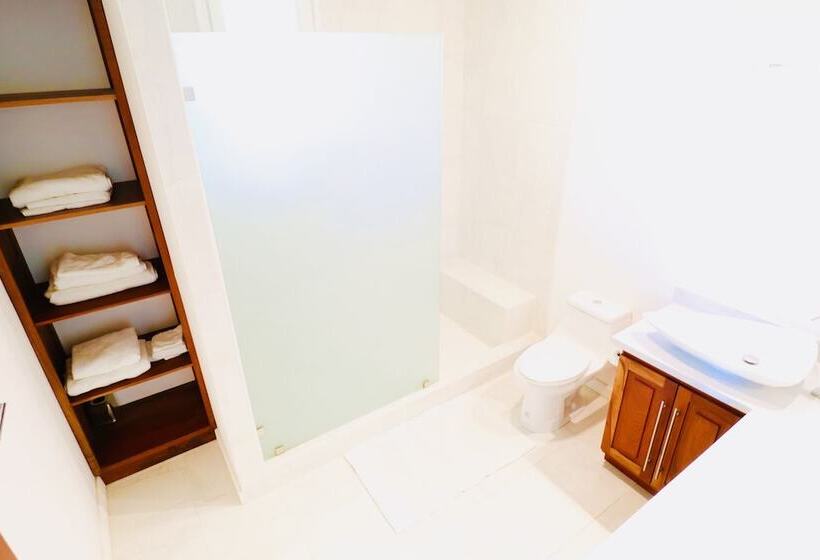 پانسیون Ananta Sun