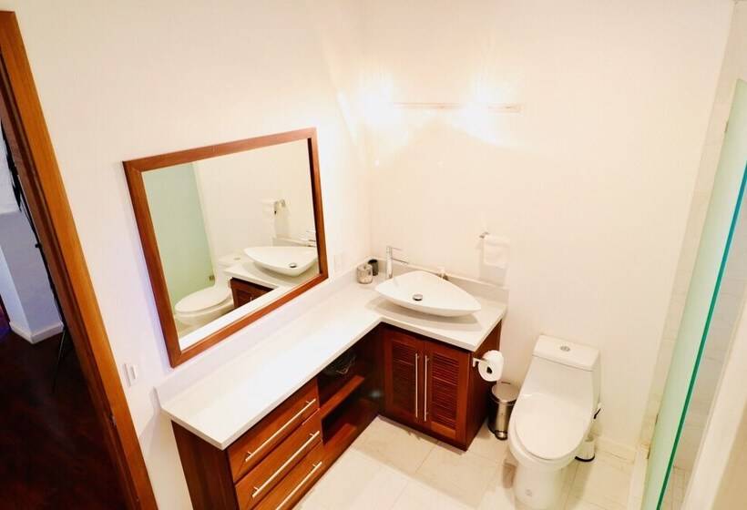 پانسیون Ananta Sun