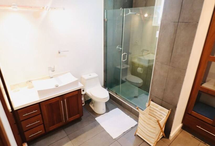 پانسیون Ananta Sun