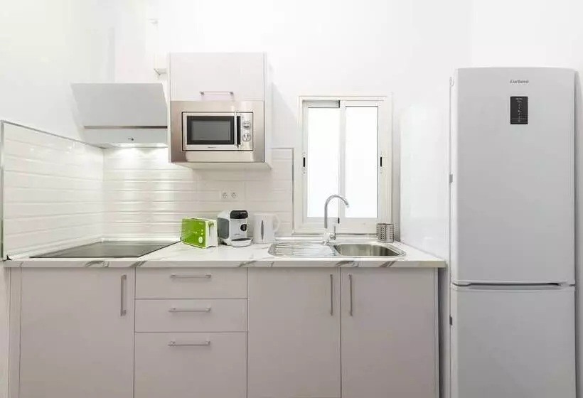 پانسیون Coolivingc