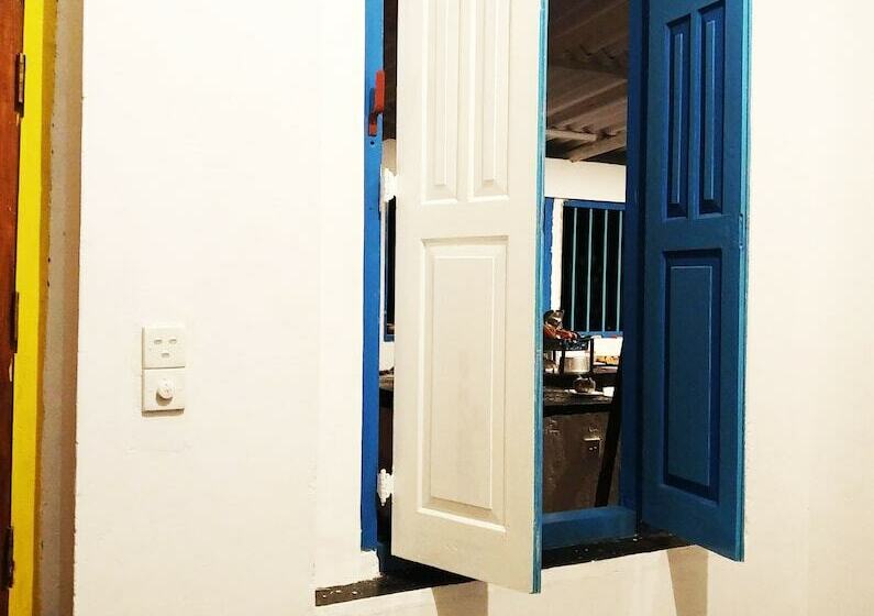 פנסיון Kayumanis House Tangalle