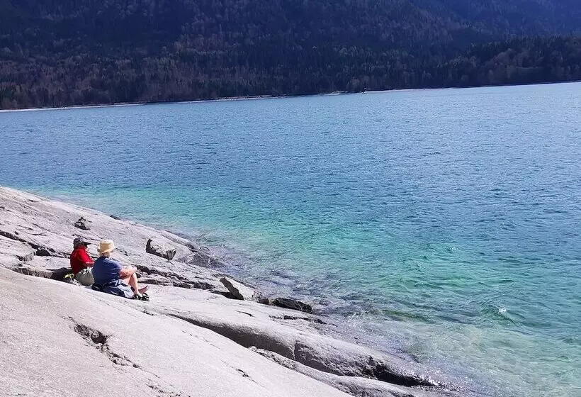 ペンション Landhaus Am Arzbach