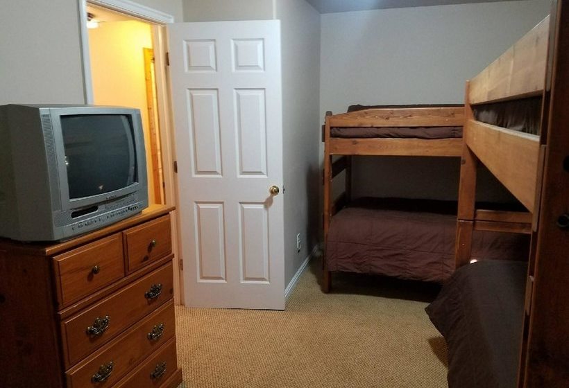 Red Rock Ranch Cabin