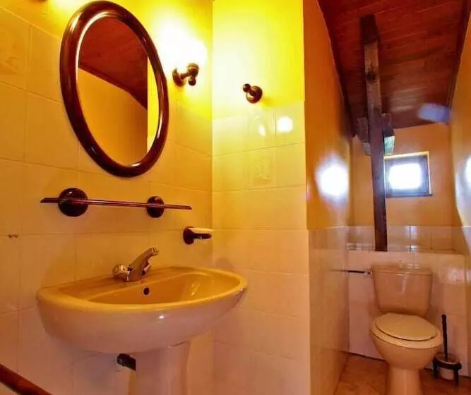 リゾートホテル Combas Village De Gites