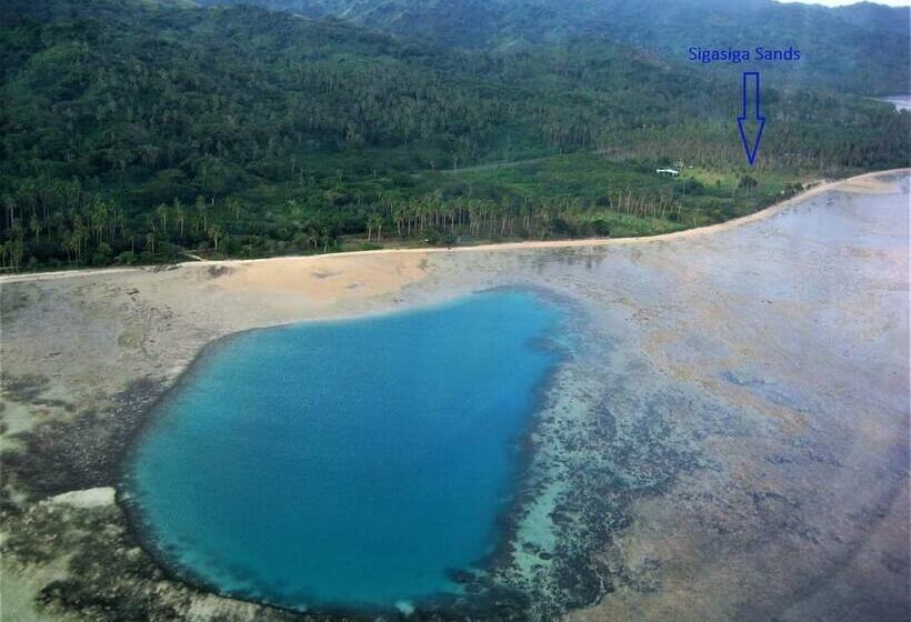 Sigasiga Sands Boutique Resort