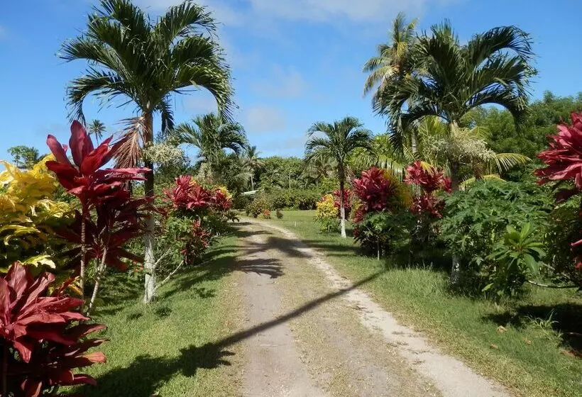Sigasiga Sands Boutique Resort
