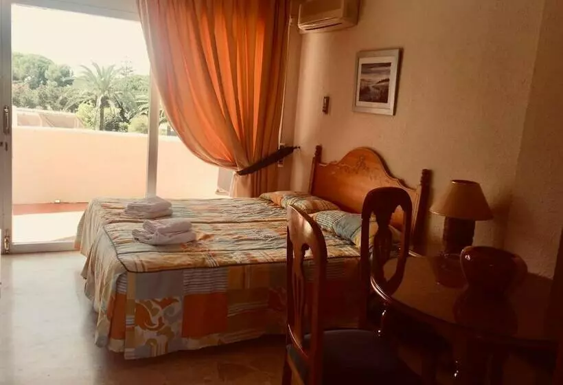 Apartamentos Coronado