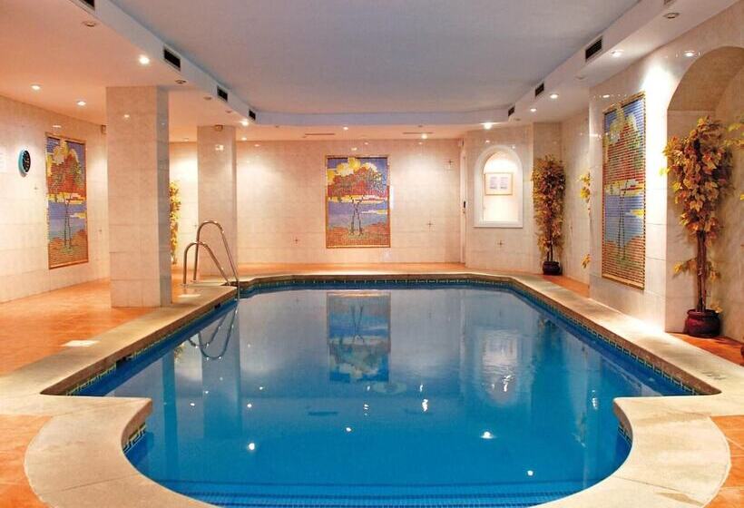 Apartamentos Coronado