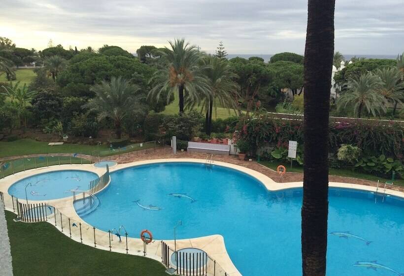 Apartamentos Coronado