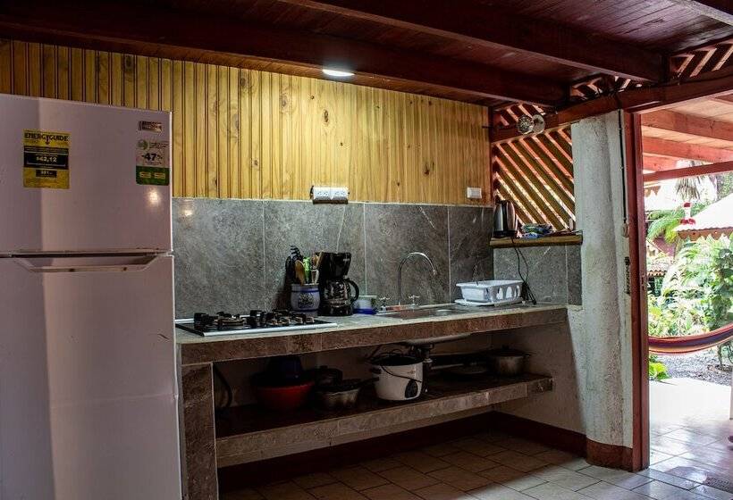 هتل Chalet Y Cabinas Hibiscus