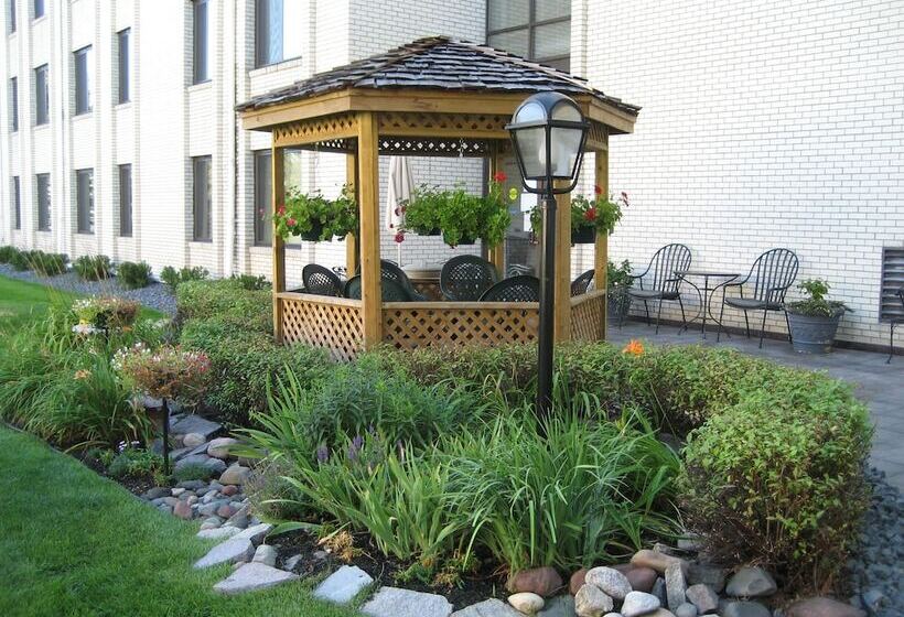 בית מלון כפרי Erik S Retreat