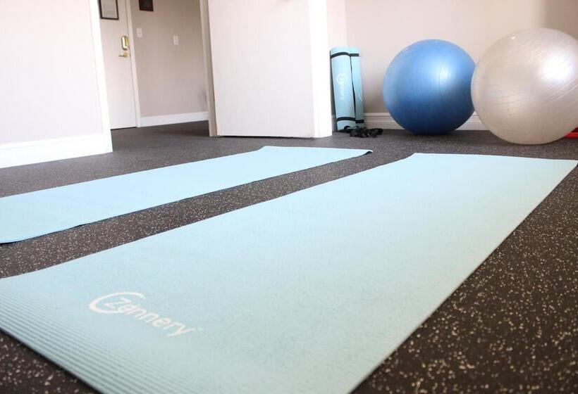 בית מלון כפרי Erik S Retreat