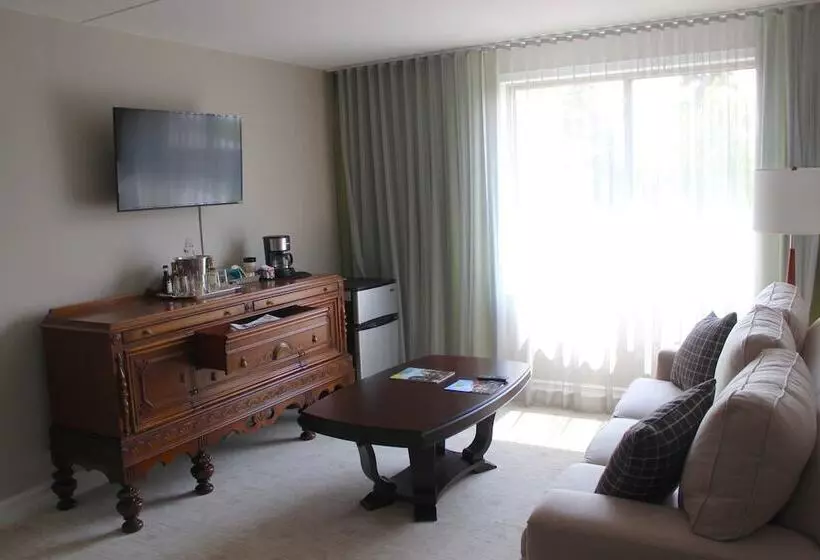 ホテル Erik S Retreat