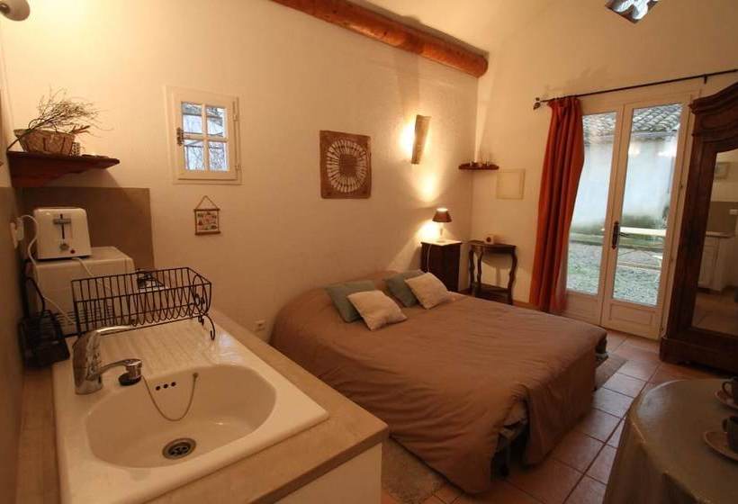 Les Mazets De Pascale