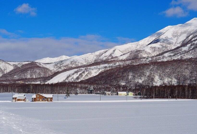 Niseko Highland Cottages