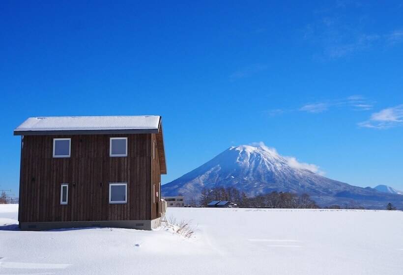 Niseko Highland Cottages