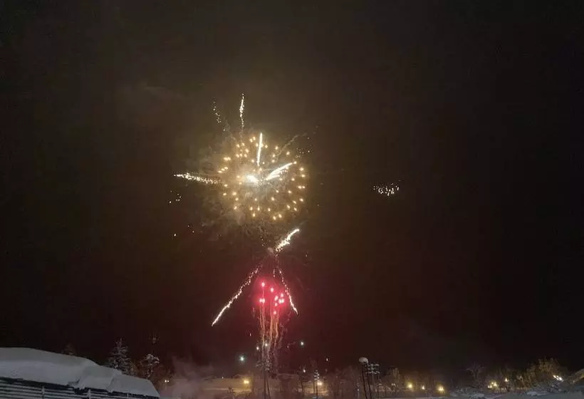 Niseko Highland Cottages