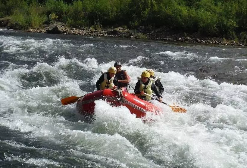 Niseko Highland Cottages