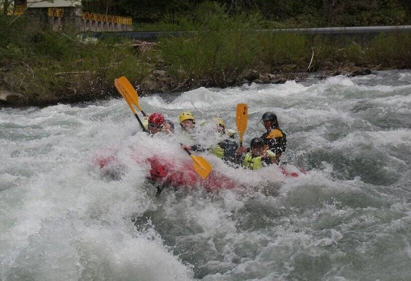 Niseko Highland Cottages