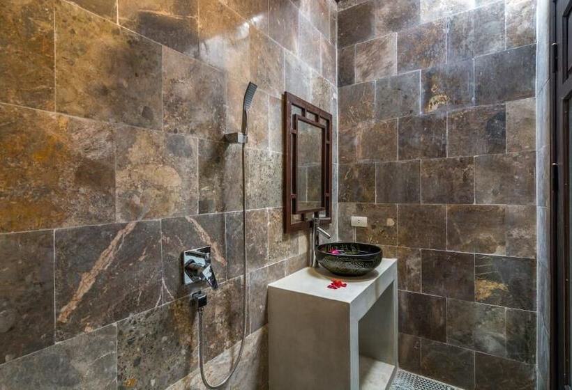 پانسیون An Bang Gate Away