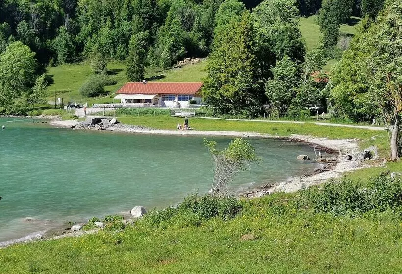 Majatalo Ferienwohnung Landhaus Alpinum