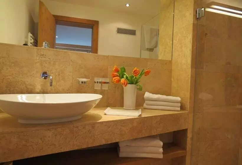 Majatalo Ferienwohnung Landhaus Alpinum