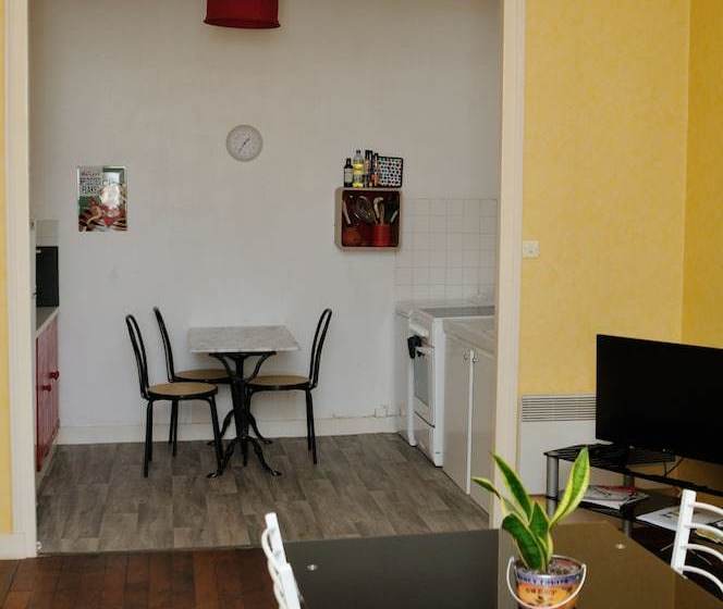 פנסיון Résidence Du Château