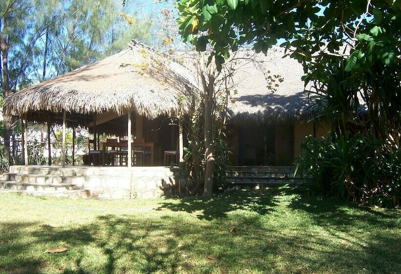 پانسیون Villa Miadana