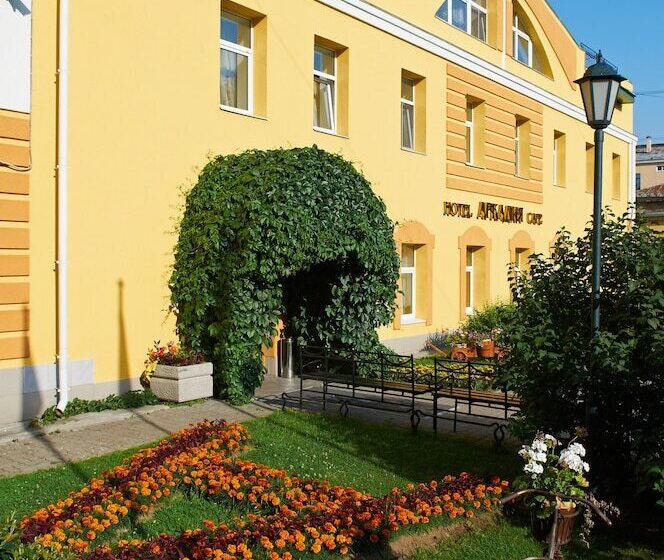 酒店 Arkadia