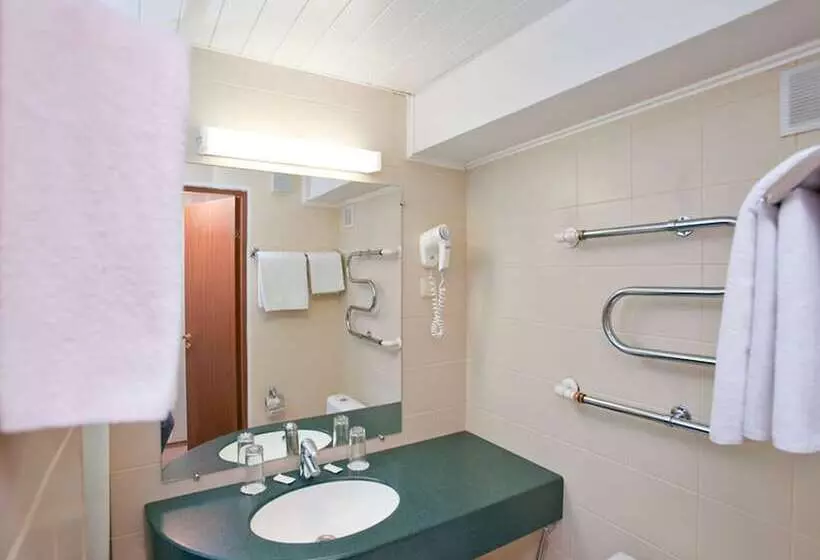 בית מלון כפרי Baltiets Resort