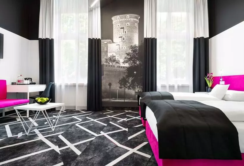 فندق Best Western Plus Krakow Old Town