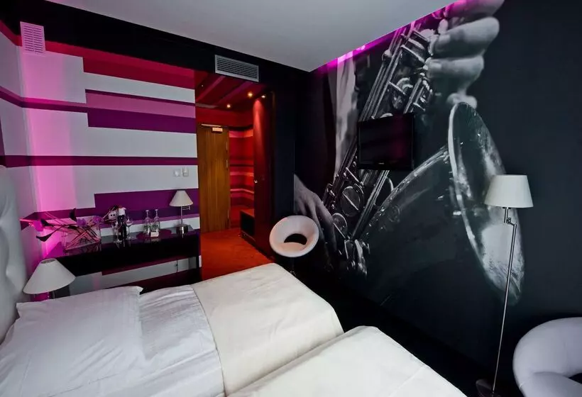 فندق Best Western Plus Krakow Old Town