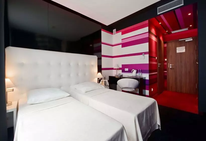 فندق Best Western Plus Krakow Old Town