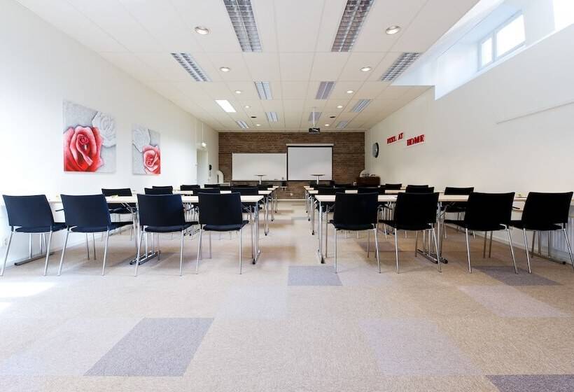 Clarion Collection Hotel Cardinal