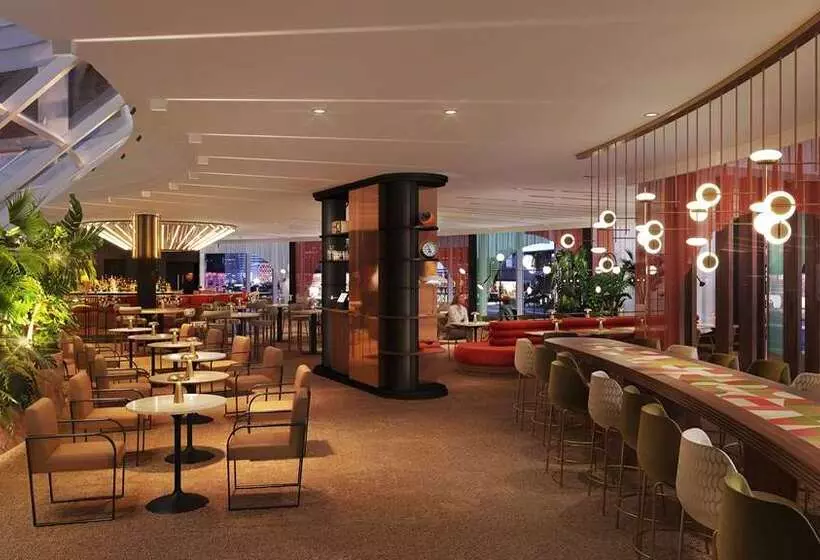 هتل Hilton Paris La Defense