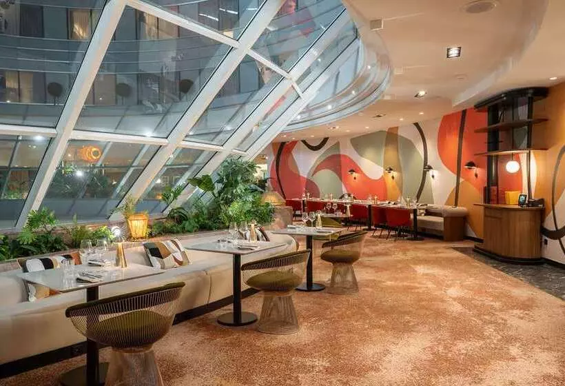 هتل Hilton Paris La Defense